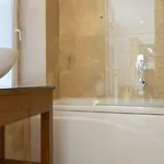 Peninsula Seafront - 1031 빌라 *