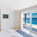 빌라 Peninsula Seafront - 1031 카스